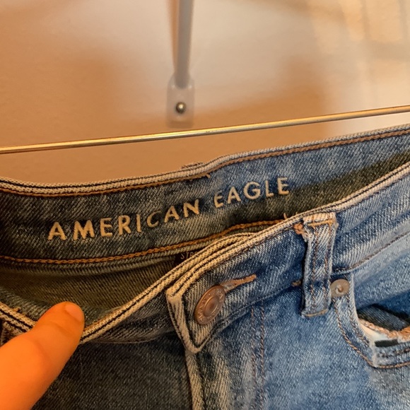 American Eagle Distressed Blue Jeans!! - Picture 4 of 4